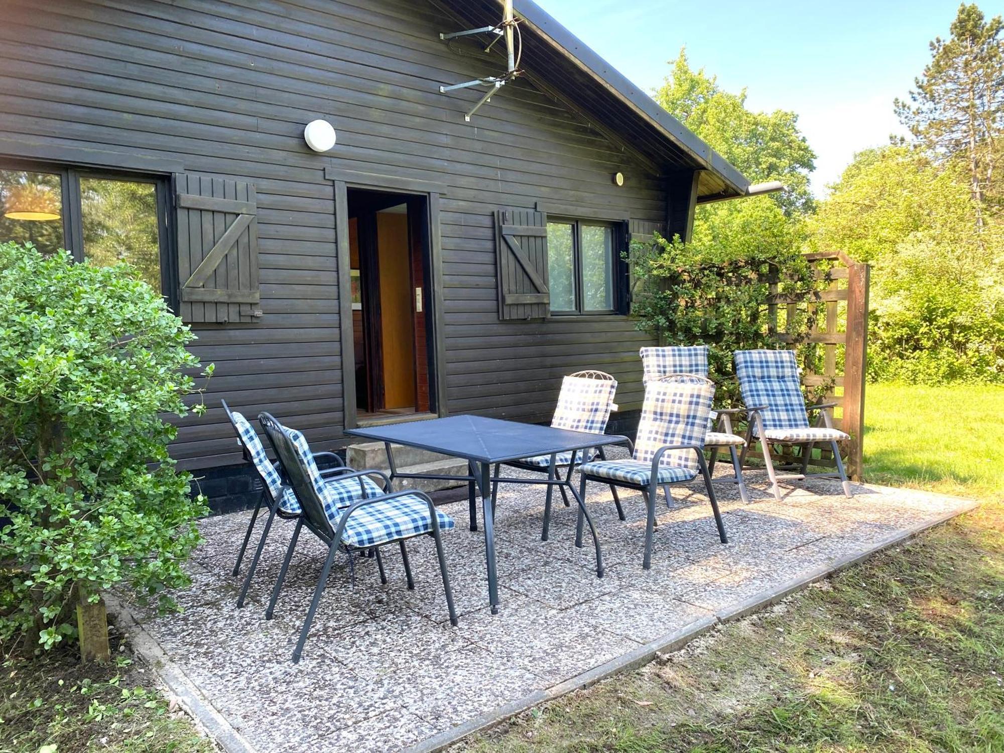 Heidegut Eschede Reitsportanlage Und Feriendorf ภายนอก รูปภาพ